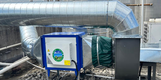 東莞工廠企業(yè)食堂飯?zhí)糜蜔焹艋こ坦菊覗|莞市科尚環(huán)保技術有限公司。